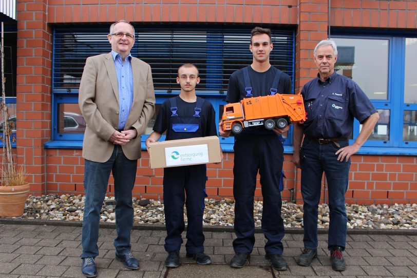 v.l. Horst Tschöke, Marc Bongiorno, Nick Hubner, Karl Rappolt (Kfz-Meister).