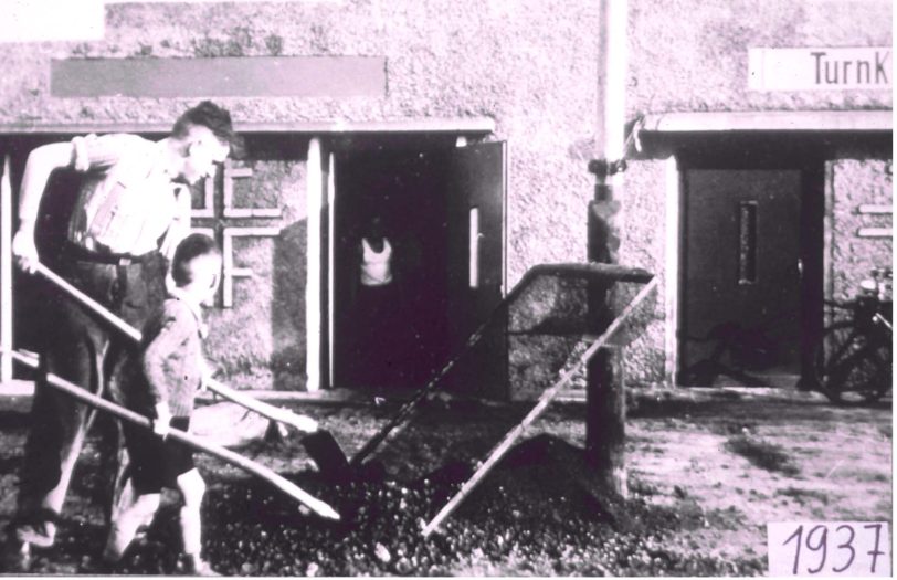 Werner Slembeck als 5-Jähriger an der Schüppe.