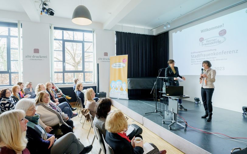 Die Auftaktveranstaltung der 30. Herner Frauenwoche war eine Stadtfrauenkonferenz.