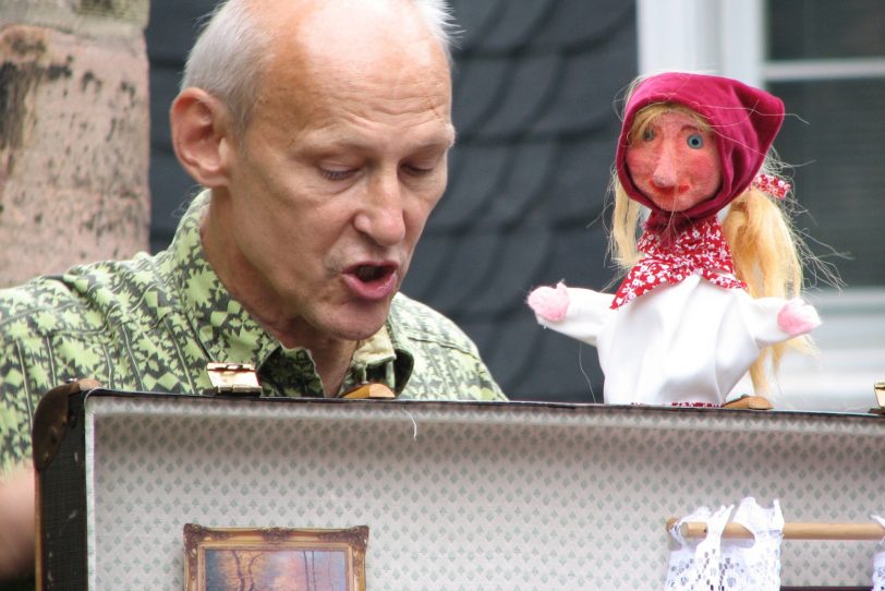 Rotkäppchen - Kindertheater im Tigerpalast Heisterkamp.