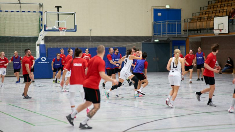 HTC Basketballerinnen spielen gegen die HEV Miners ein lockeres Basketballspiel am Mittwoch (8.9.2021). Die Basketballerinnen gewannen 39:33.