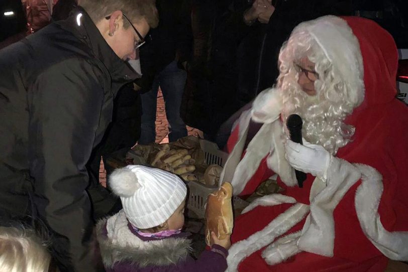 Der Nikolaus bei der SPD-Horsthausen.