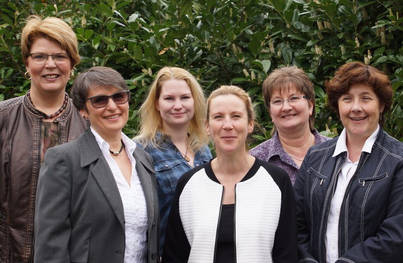 Mitarbeiterinnen der Seniorenberatungsstellen in der Stadt Herne sind (v.l.) Cornelia Patz-Capelle (Stadt Herne), Sigrun Fidora (Diakonisches Werk), Julia Heinemann (Stadt Herne), Ulrike Lange (FuK), Karen Bonkhoff-Müller (Stadt Herne) und Sabin