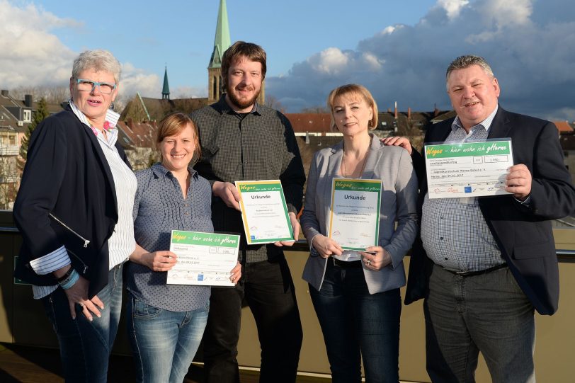 v.l. Heike Jewanksi (Woges), Lara Verena Rudnik (Rockbüro), Jakob Terlau (Rockbüro), Doreen Becker (Jugendkunstschule) und Klaus Karger (Woges).