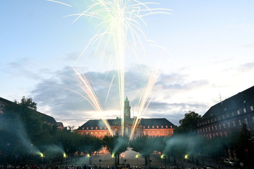 Das erste Feuerwerk beim Feuerabend 2022.