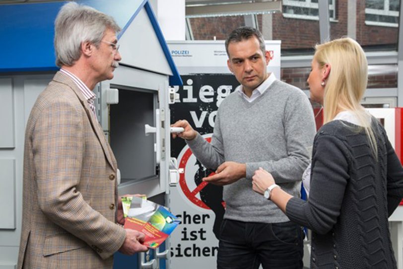 Kriminalpolizeiliche Beratung zum Thema Einbruchschutz.