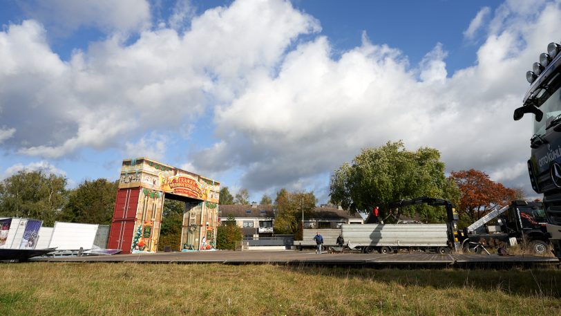 Der Aufbau des Cranger Weihnachtszaubers 2021 am 26. Oktober 2021.