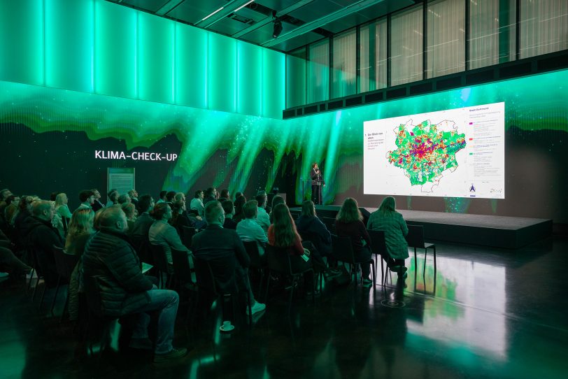 Schwammstadt auf Gewerbeflächen – Zukunftsinitiative Klima.Werk und EGLV beraten Unternehmen zum klimarobusten Umbau.