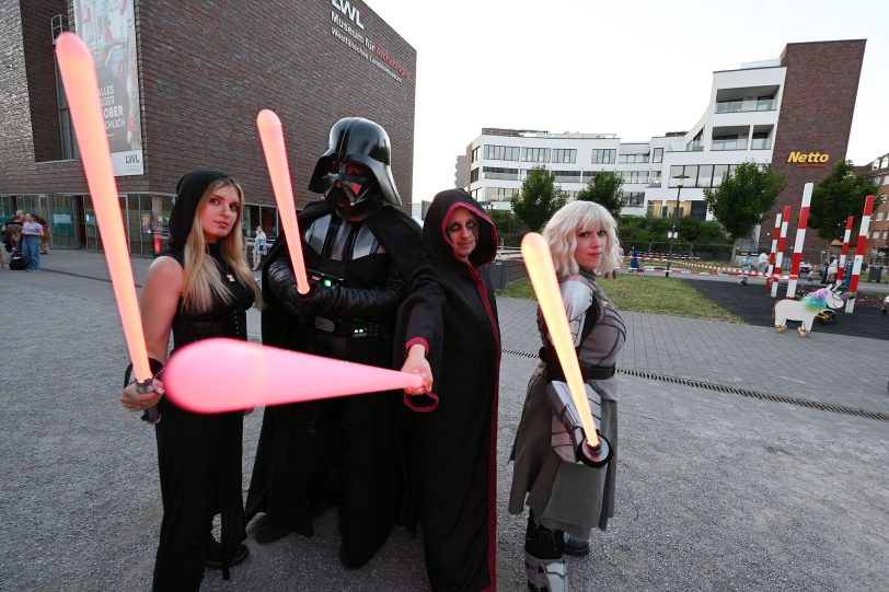Cosplay-Team zum Thema Star Wars