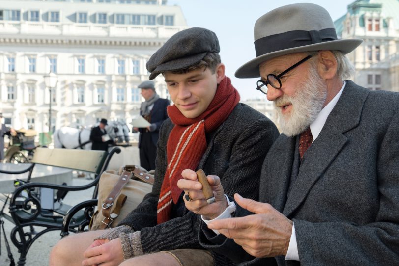 Der Trafikant. im Bild: Simon Morze und Bruno Ganz.