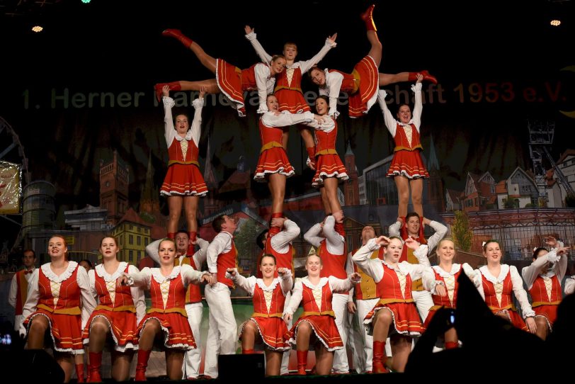 Die Prunksitzung 2016 der HeKaGe im Kulturzentrum.