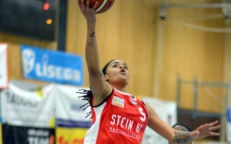 Kristi Bellock.