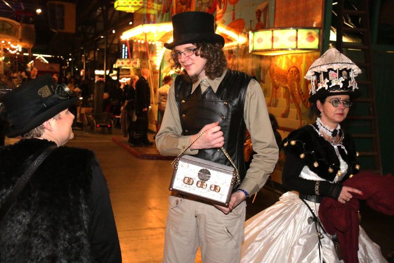 2. Steampunk-Jahrmarkt in der Jahrhunderthalle Bochum
