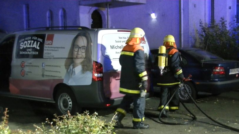 Brandanschlag auf Wahlkampf-Auto von Müntefering.
