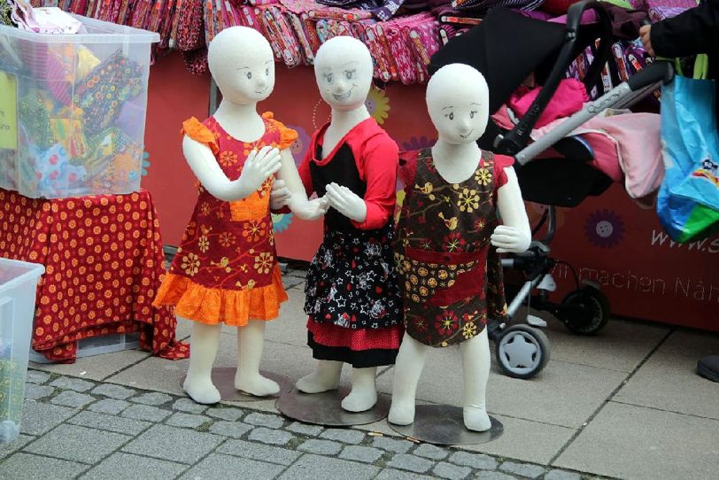 Stoffmarkt in der Herner City.