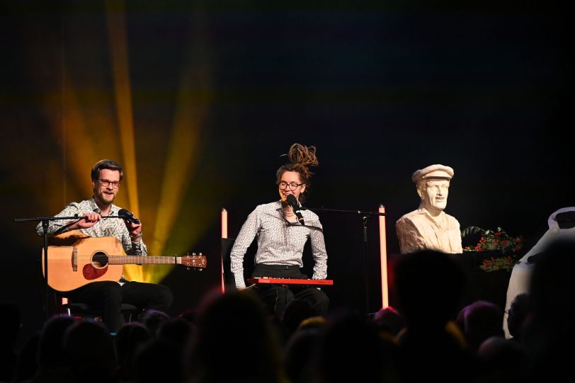 Marie Diot mit Fabi und Jürgen von Manger.