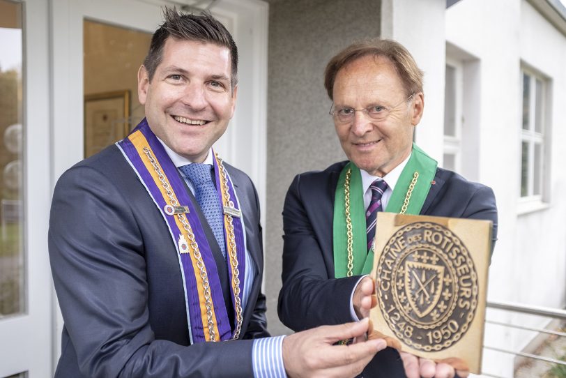 Die Gute Stube ist Mitglied der Chaine des Rotisseurs. v.l. Jan Hendrik van Dillen, Günter Naroska.