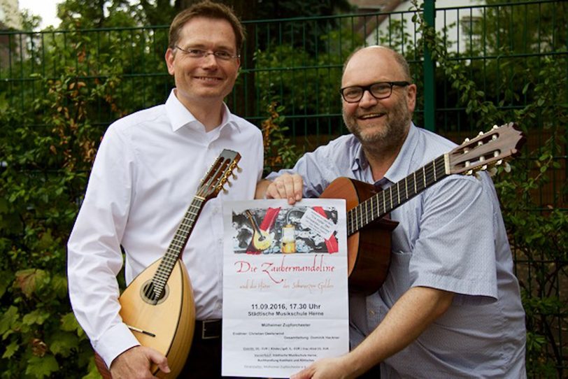 v.l. Projekt-Koordinator Carsten Pierburg und Musikschulleiter Christian Ribbe