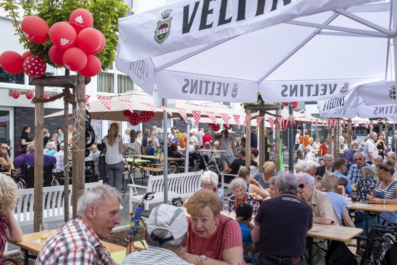 Sommerfest zur Eröffnung des Seniorencampus an der Forellstraße.
