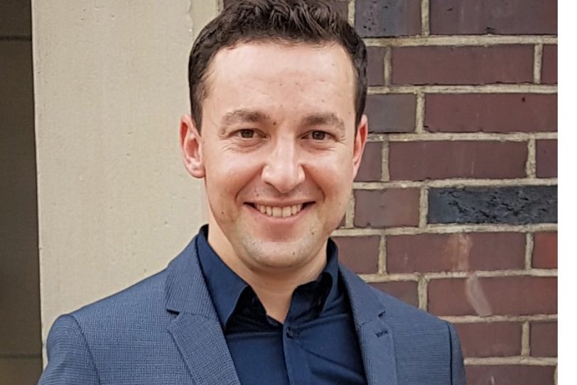 Der gebürtige Ukrainer Konstantin Poliakov - Referent beim anderen Gottesdienst.