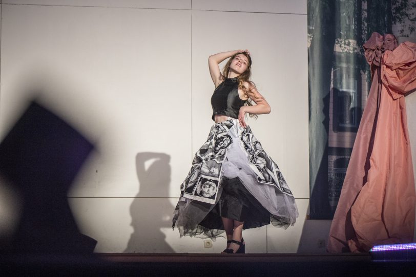Schüler als Ballerinas.