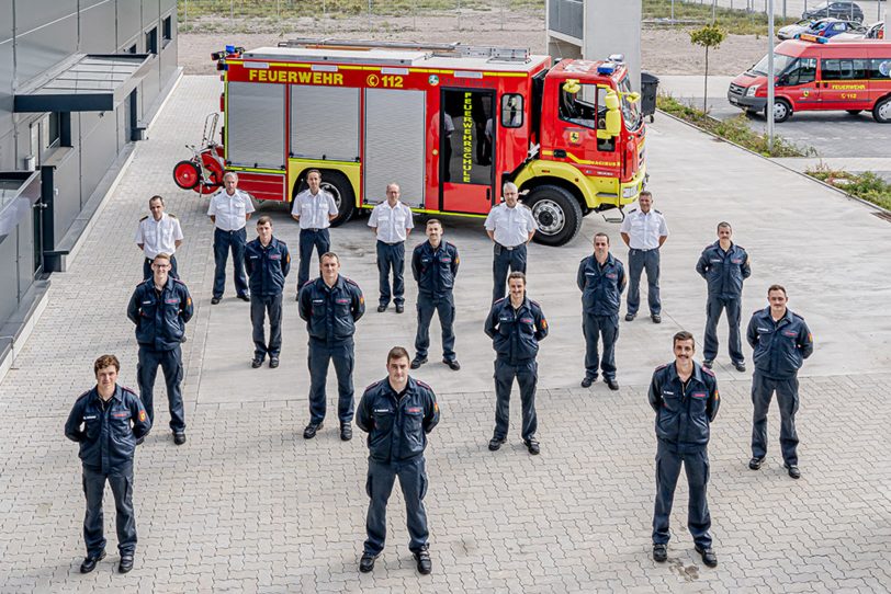 Elf neue Brandmeister für die Herner Feuerwehr.