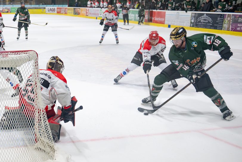 Nick Ford im Spiel gegen die Herforder Ice Dragons