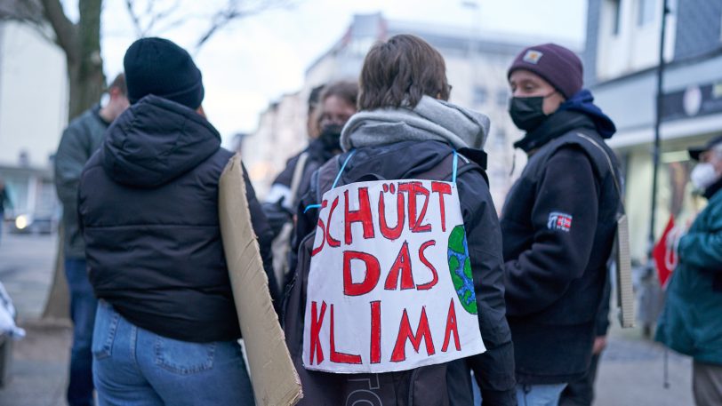 Die Klimabewegung Fridays for Future-Herne (FFF) zog am Freitag (10.12.2021) durch Wanne.