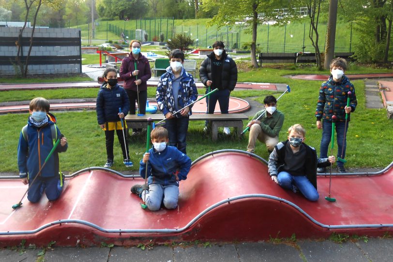 Nachwuchsspieler des Tischtennischclubs Herne-Vöde auf der Anlage des MGC RW am Heisterkamp.