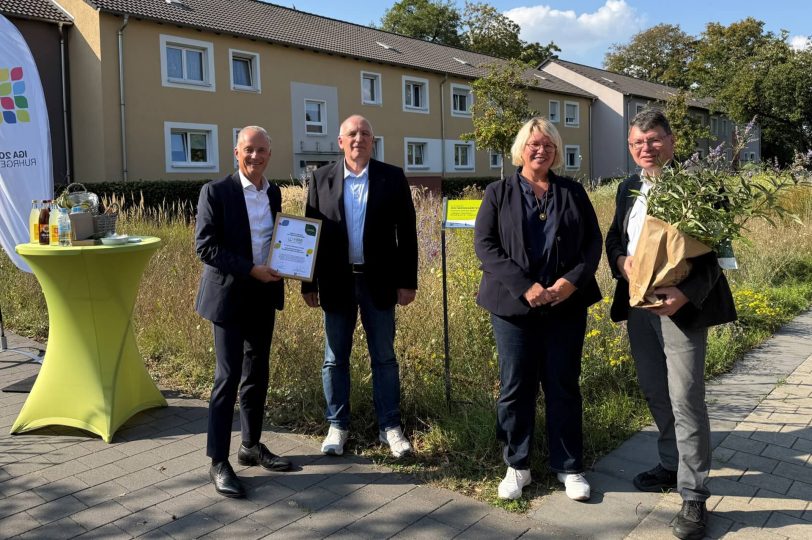 IGA 2027 zeichnet erste „Wohngärten“ aus: Vivawest Wohnen GmbH, Duisburg-Vierlinden 