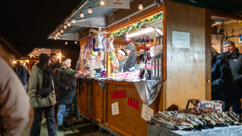 Der wewole-Adventsmarkt auf dem Gelände der Gärtnerei und Floristik an der Nordstraße lud an zwei Tagen zum Stöbern nach Geschenkideen ein.