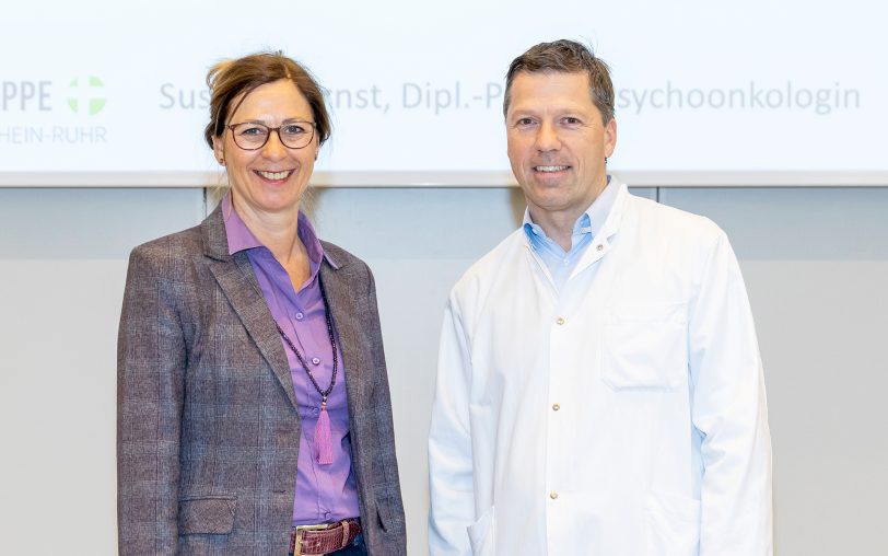 Psychologin Susanne Ernst und Prof. Dr. Clemens Tempfer.
