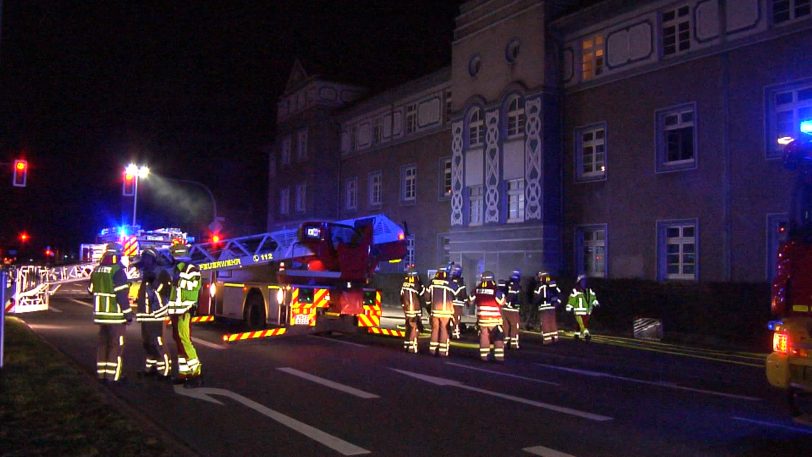 Kellerbrand am Westring Ecke Bismarckstraße.