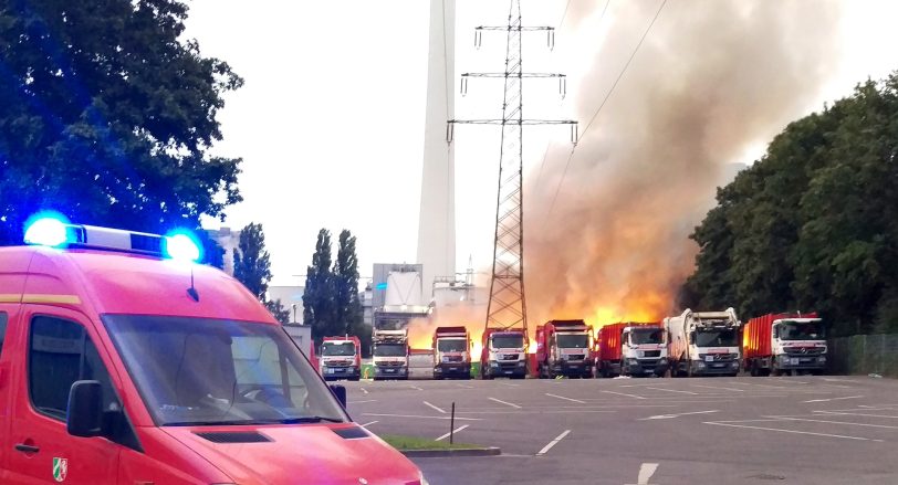 Großbrand bei dem Recyclingbetrieb Remondis (14-7-2016).