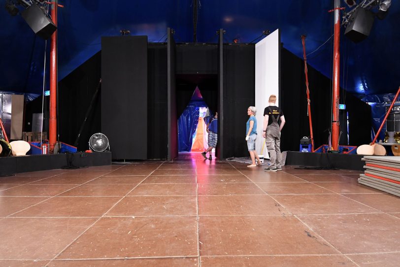 Putzaktion beim Circus Schnick Schnack