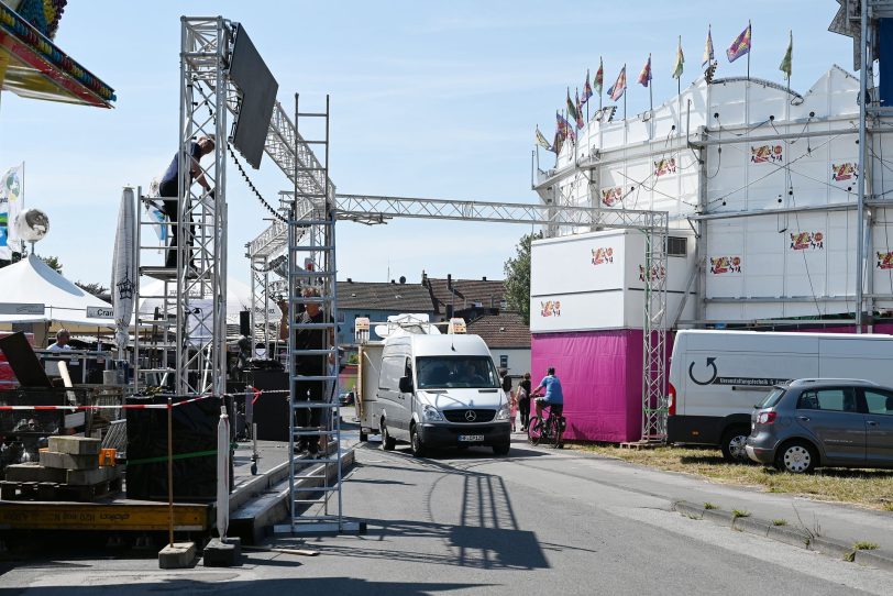 Aufbau der Cranger Kirmes 2022 - Stand 24.07.2022