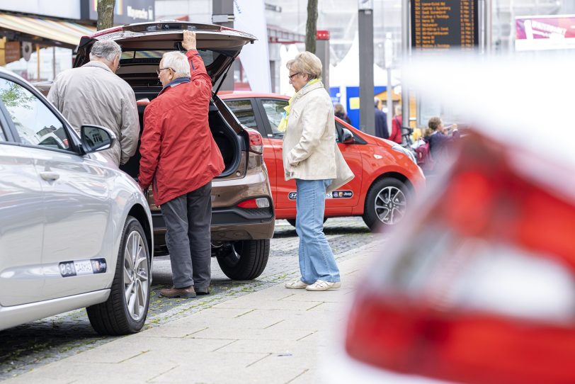 Winzermarkt mit Autoherbst und verkaufsoffenem Sonntag der IG Herne-City in der Innenstadt von Herne (NW), am Sonntag (08.09.2019).