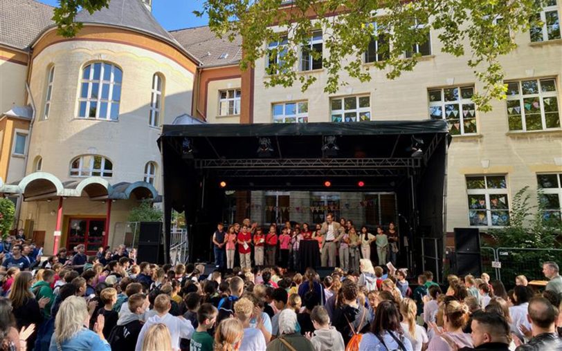 Das Gymnasium Eickel bei seiner 120-Jahr-Feier.