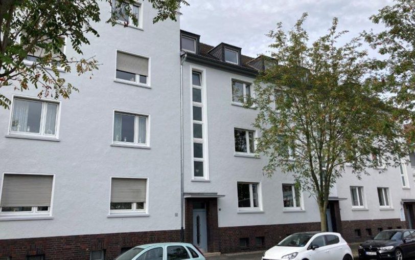 Die Fassade des Gebäudes Berliner Platz zehn bis zwölf ist mit Mitteln des Fassaden- und Hofflächenprogramms Herne-Mitte erneuert worden. Die Besonderheit: Es ist bereits die 200. Fassade die mit Fördermitteln von Bund und Land aus dem Stadtumbau Herne-Mitte gestaltet worden ist.