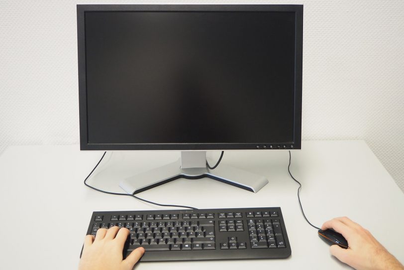 Online-Sucht und ihre Auswirkungen: Ein Forschungsprojekt untersucht aktuell, inwiefern das Verhalten der Internet-Nutzerinnen und -Nutzer beeinflusst wird.
