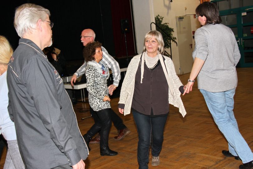 Square Dance - Open House - im Volkshaus.