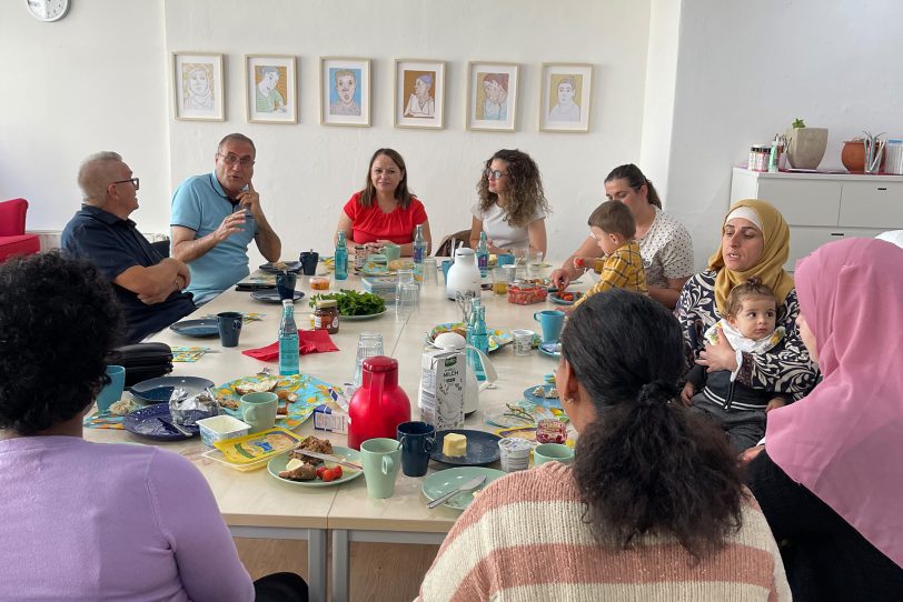 Der Frühstückstreff für zugezogene Frauen im Info-Café Blickwinkel.