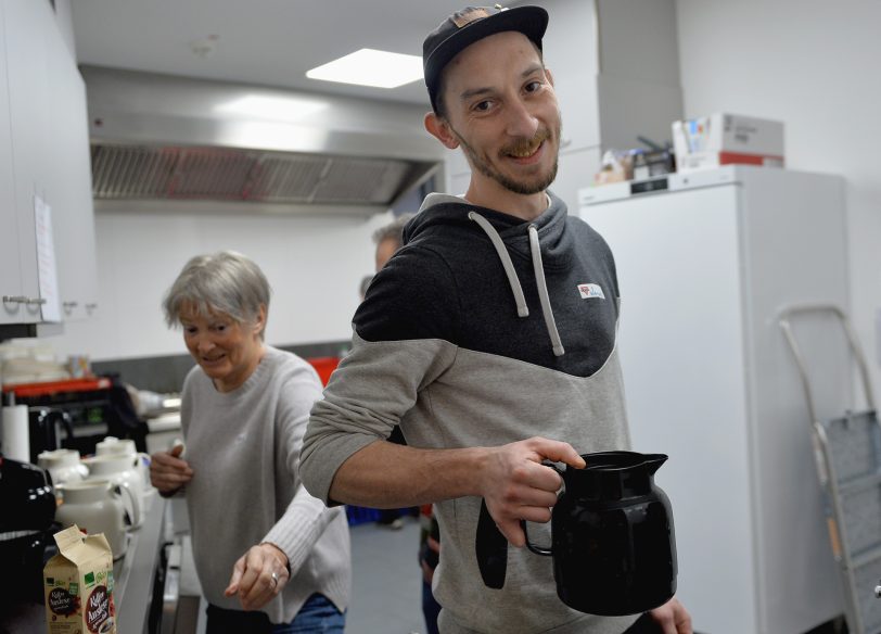 Kaffee wurde literweise für die Aktion des CVJM Herne 'Heilig Abend nicht allein' gekocht.