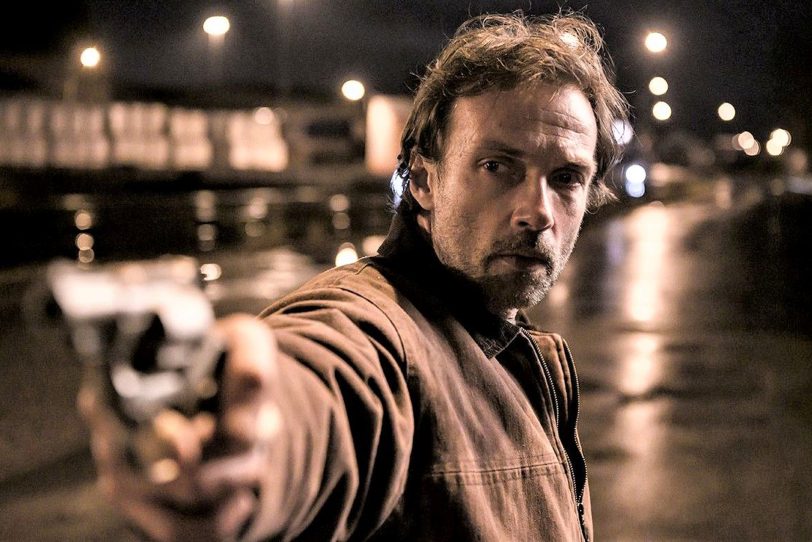 Die Zukunft ist ein einsamer Ort: Frank (Lucas Gregorowicz) beim Überfall.