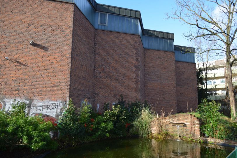Aus der ehemaligen Bergarbeiterkirche St. Bonifatius an der Cranger Straße 338-342 in Gelsenkirchen-Erle wird ein Begegnungszentrum neuer Art