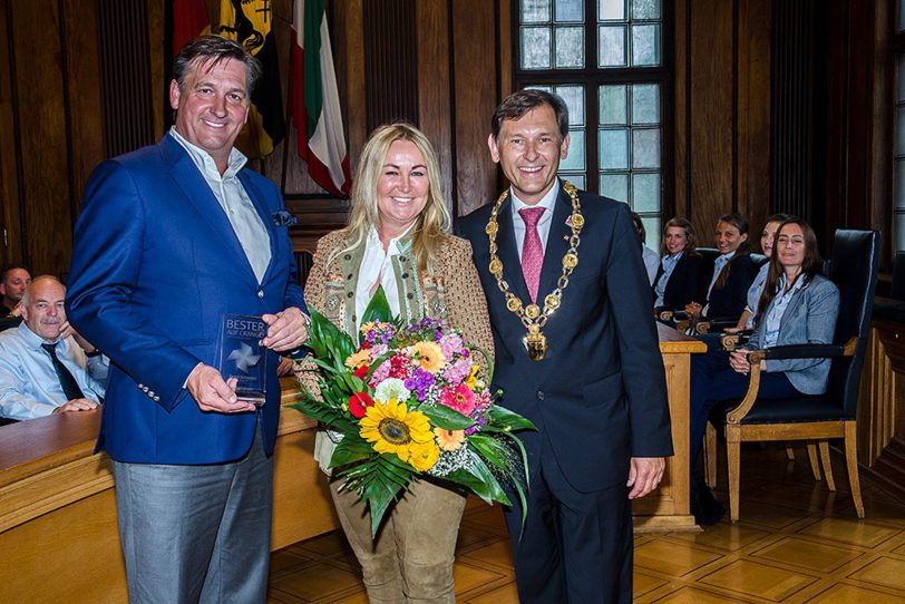 v.l. Ewald und Christina Schneider, Frank Dudda.