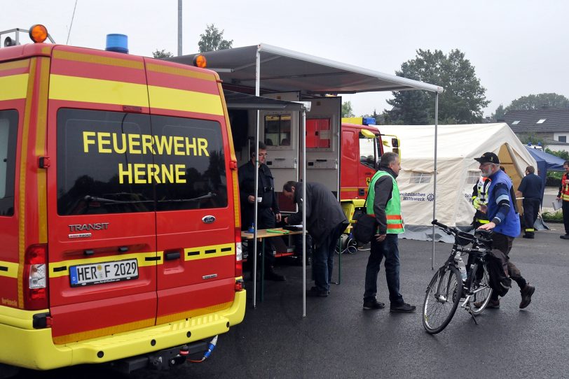 Treffen der Einsatzkräfte am Sonntagmorgen um 8 Uhr bei Zurbrüggen.