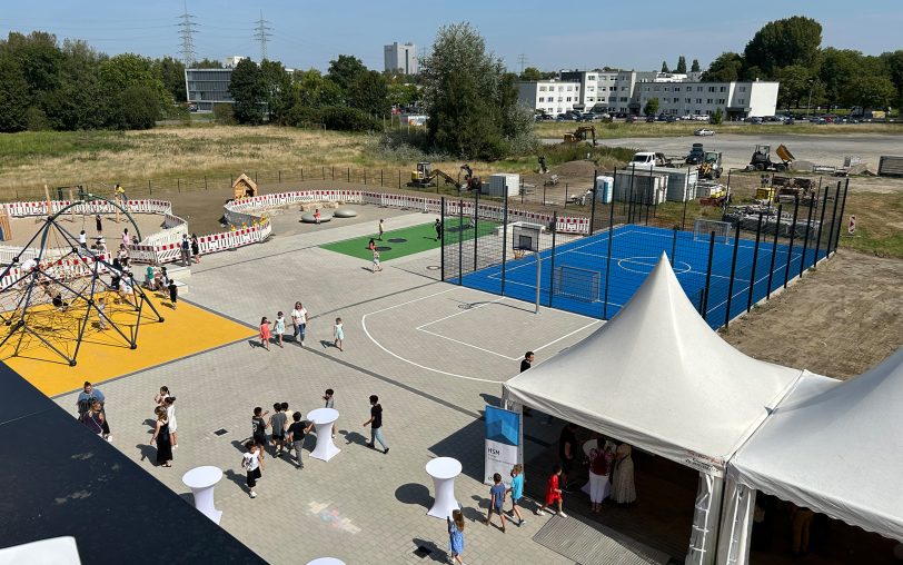 Die neue Grundschule am Schloss am Kaiserquartier in Baukau wurde am Donnerstag (29.8.2024) feierlich eröffnet.