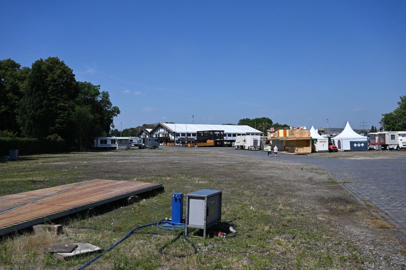 Aufbau der Cranger Kirmes 2022 - Stand 24.07.2022