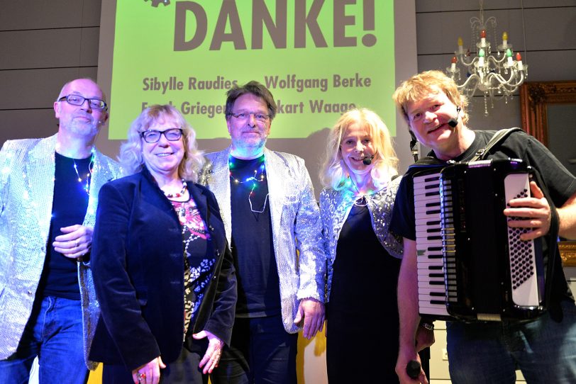 Das Quizteam mit der Trixi-Mutter Beatrix Zschech.